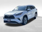 2023 Toyota Highlander Base