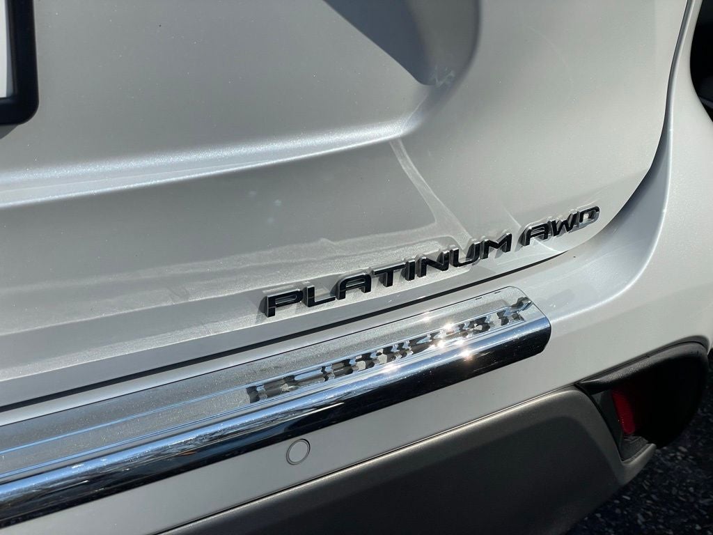 2023 Toyota Highlander Base