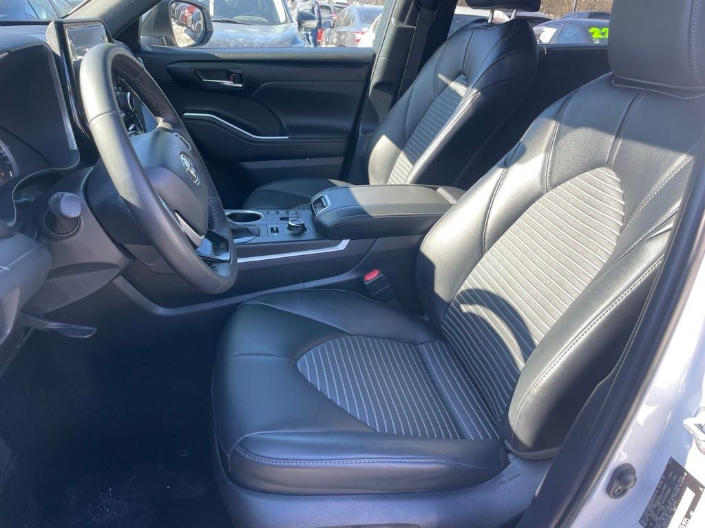 2024 Toyota Highlander XSE
