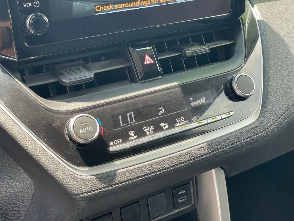 2023 Toyota Corolla Cross LE AWD