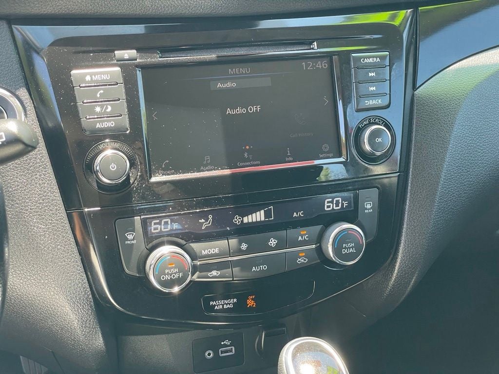 2022 Nissan Rogue Sport SV