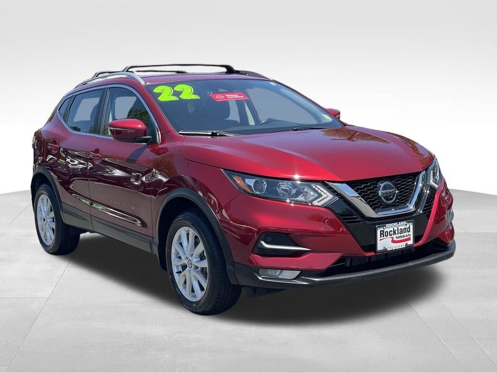 2022 Nissan Rogue Sport SV