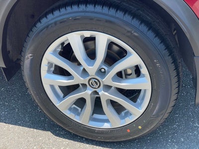 2022 Nissan Rogue Sport SV