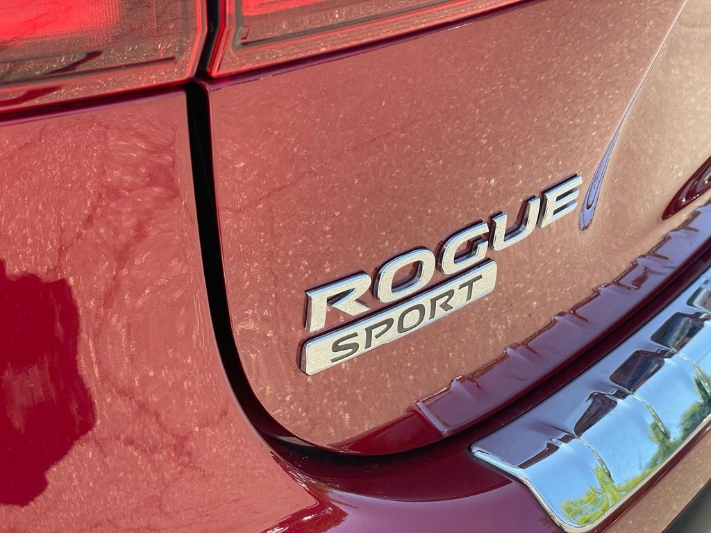 2022 Nissan Rogue Sport SV