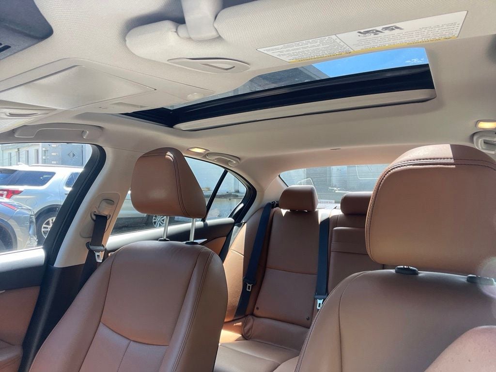 2023 INFINITI Q50 LUXE