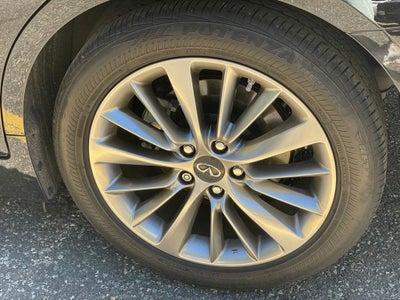 2023 INFINITI Q50 LUXE