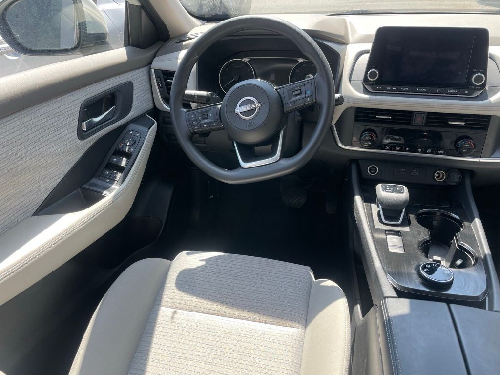 2023 Nissan Rogue SV with Cloth Seating