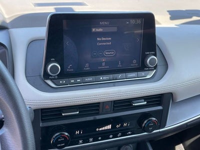 2023 Nissan Rogue SV with Cloth Seating