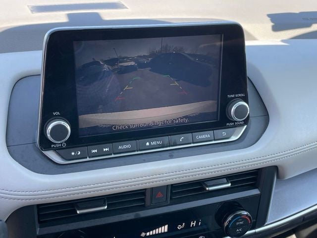 2023 Nissan Rogue SV with Cloth Seating