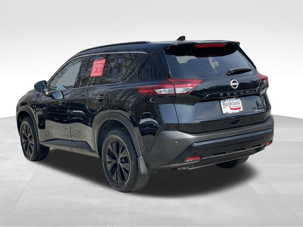 2023 Nissan Rogue SV Midnight/Premium