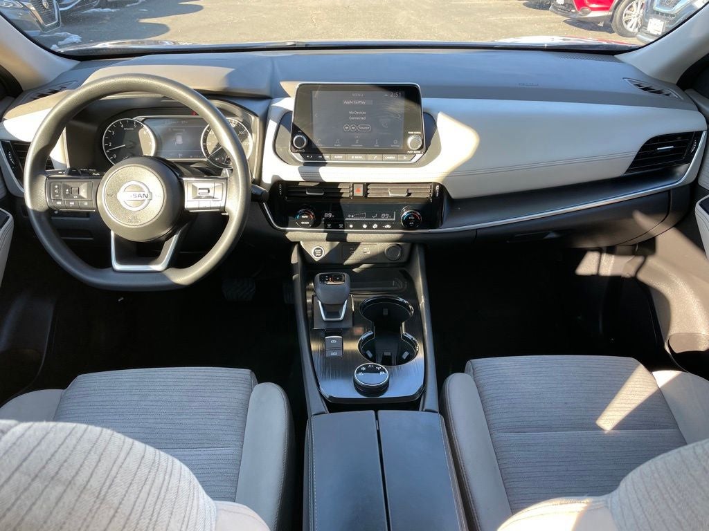 2023 Nissan Rogue SV Cloth Seats