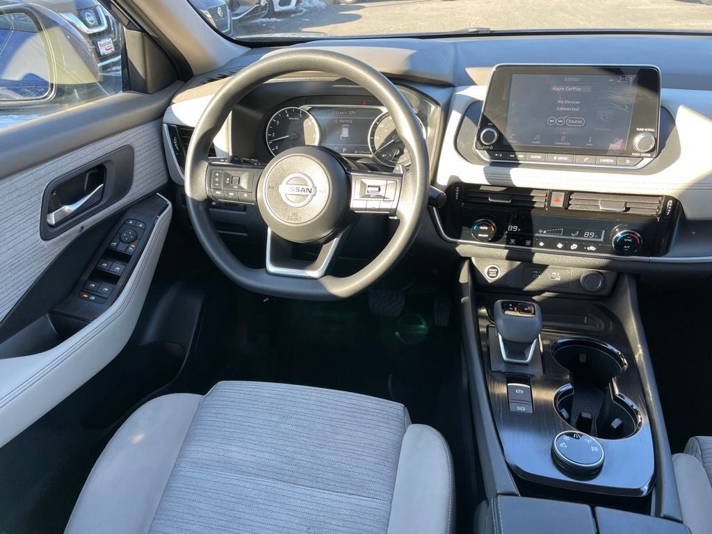 2023 Nissan Rogue SV Cloth Seats