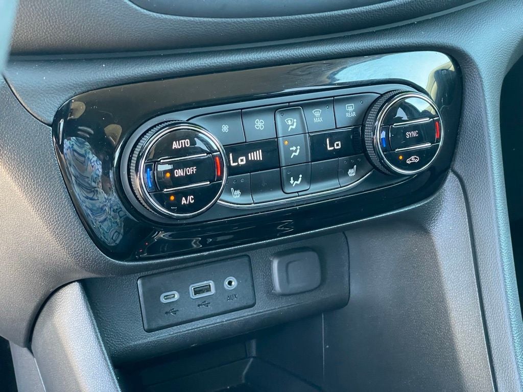 2022 Buick Encore GX Essence FWD