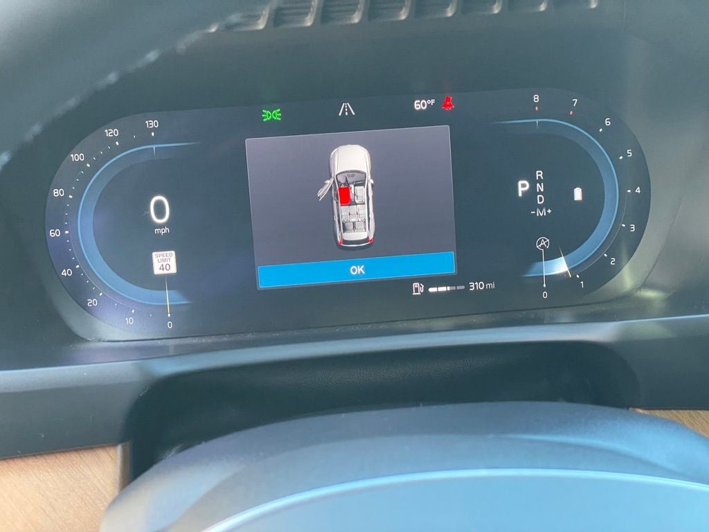 2024 Volvo XC90 B5 Plus