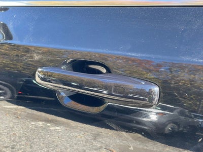 2024 Volvo XC90 B5 Plus