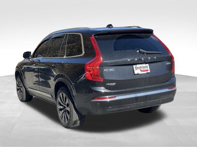 2024 Volvo XC90 B5 Plus