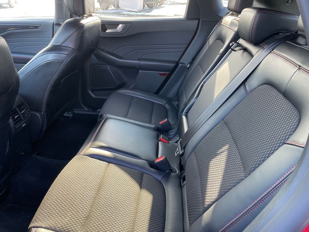 2025 Ford Escape ST-Line Select