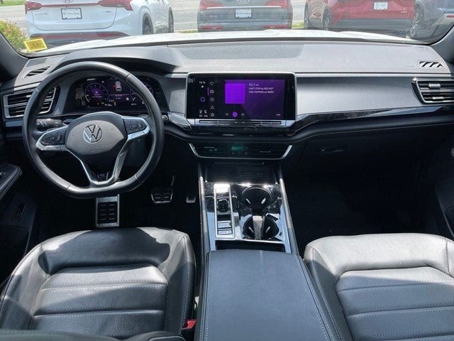 2024 Volkswagen Atlas Cross Sport 2.0T SEL R-Line