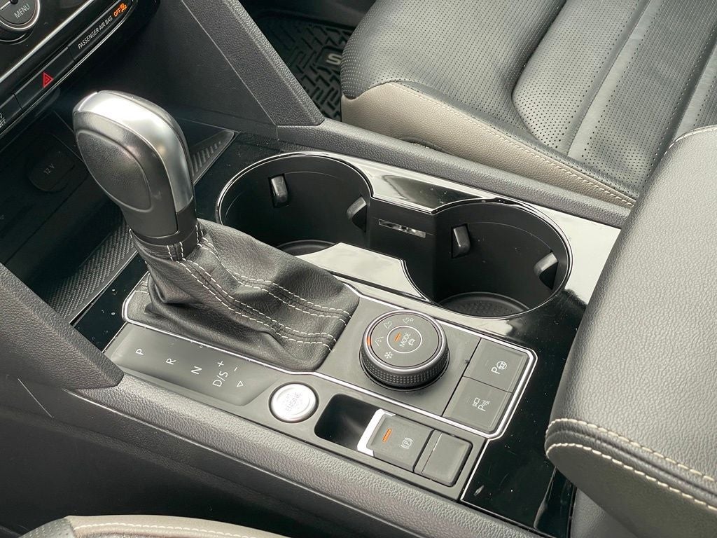 2023 Volkswagen Atlas 3.6L V6 SEL Premium R-Line
