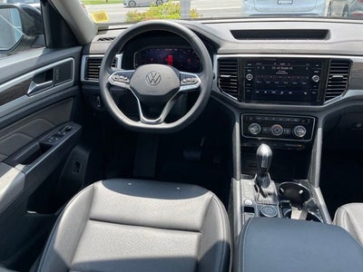 2023 Volkswagen Atlas 3.6L V6 SE w/Technology