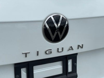 2024 Volkswagen Tiguan 2.0T SE R-Line Black