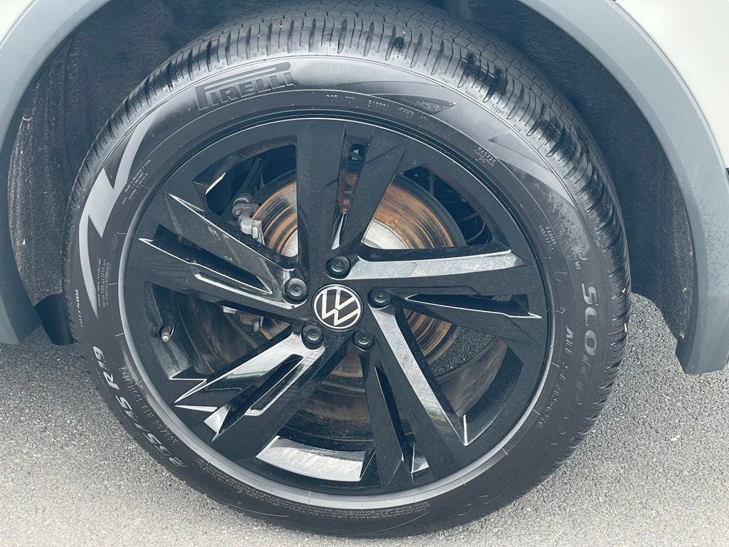 2024 Volkswagen Tiguan 2.0T SE R-Line Black