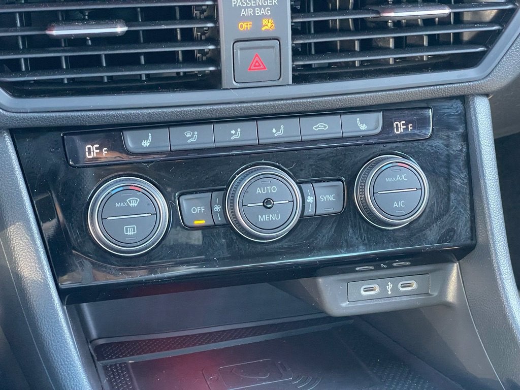 2024 Volkswagen Jetta GLI 40th Anniversary Edition