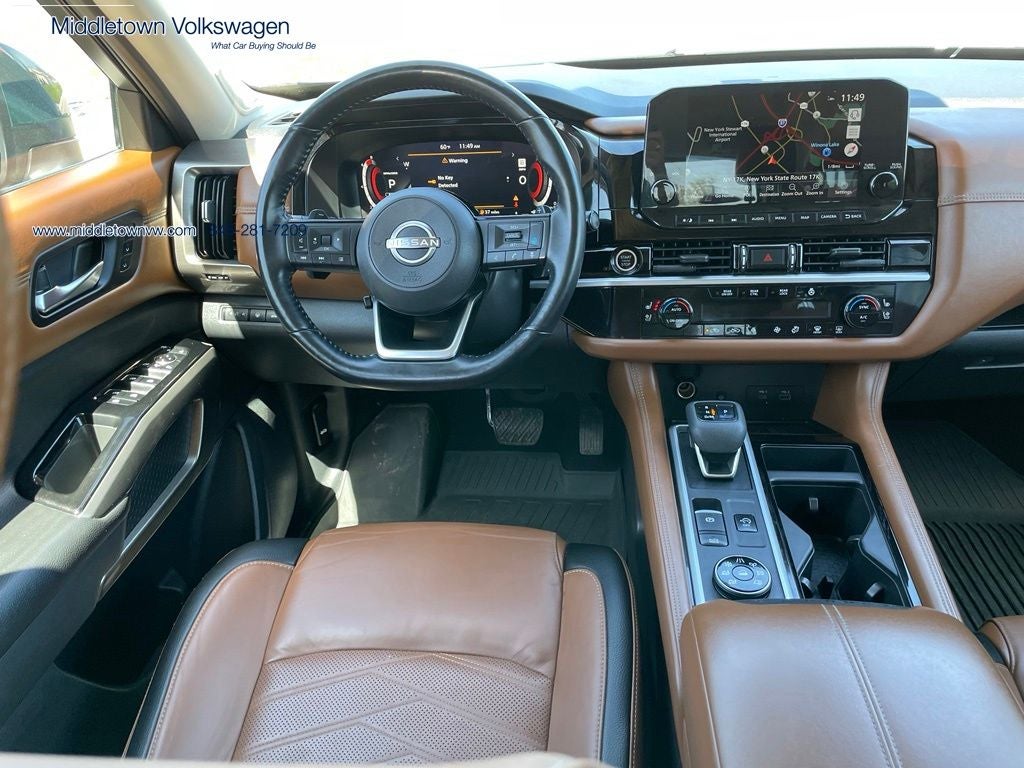 2023 Nissan Pathfinder Platinum