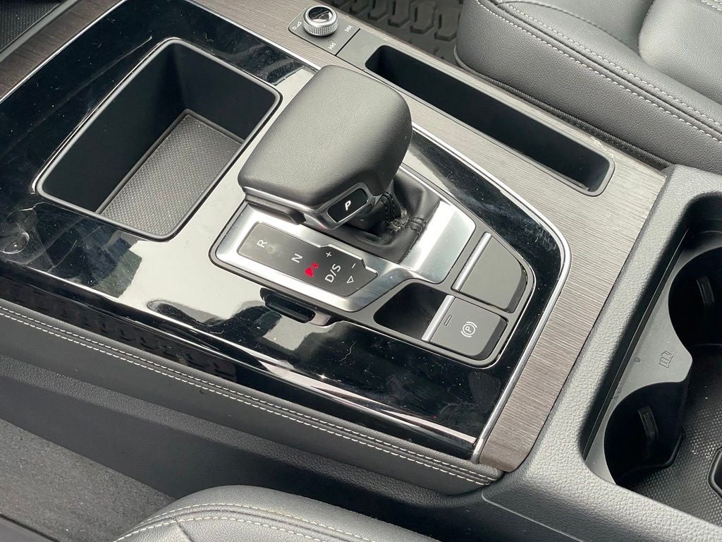 2023 Audi Q5 45 S line Premium quattro