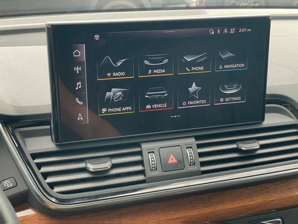 2023 Audi Q5 45 S line Premium quattro