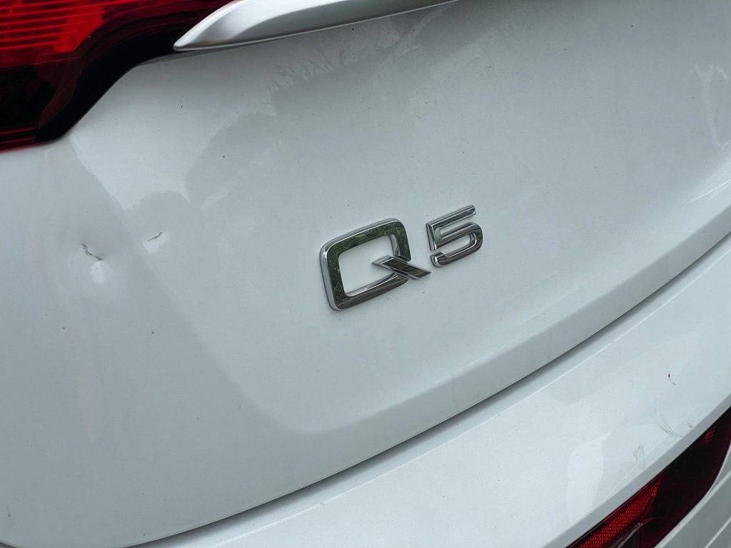 2023 Audi Q5 45 S line Premium quattro