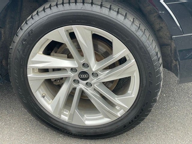 2022 Audi Q7 55 Premium Plus