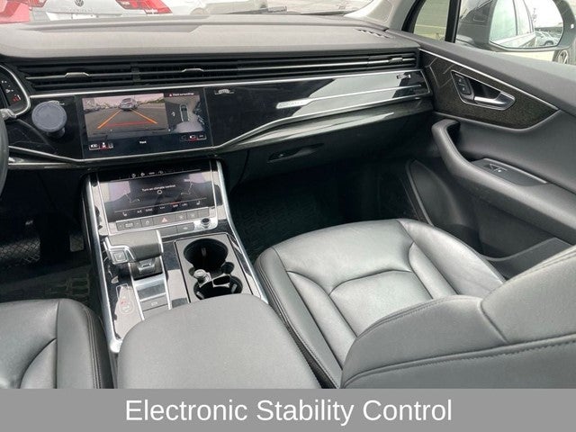 2022 Audi Q7 55 Premium Plus