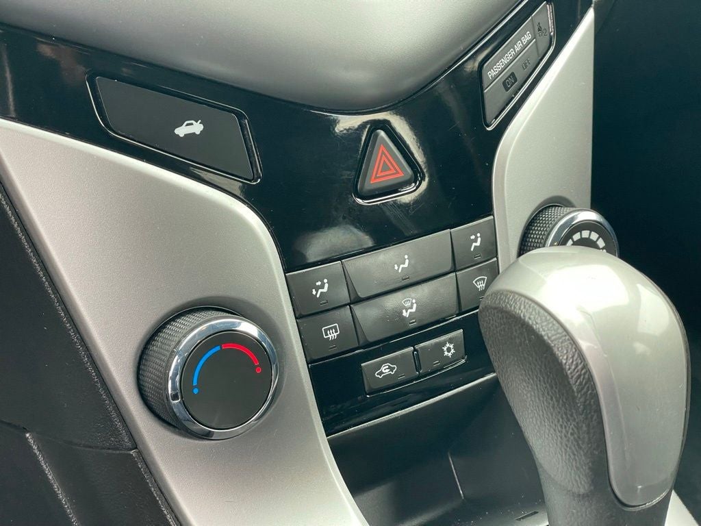 2015 Chevrolet Cruze 1LT