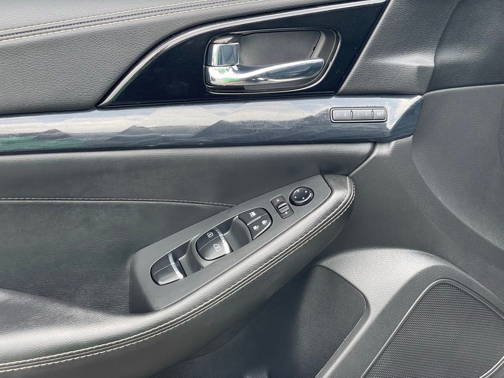 2022 Nissan Maxima Platinum