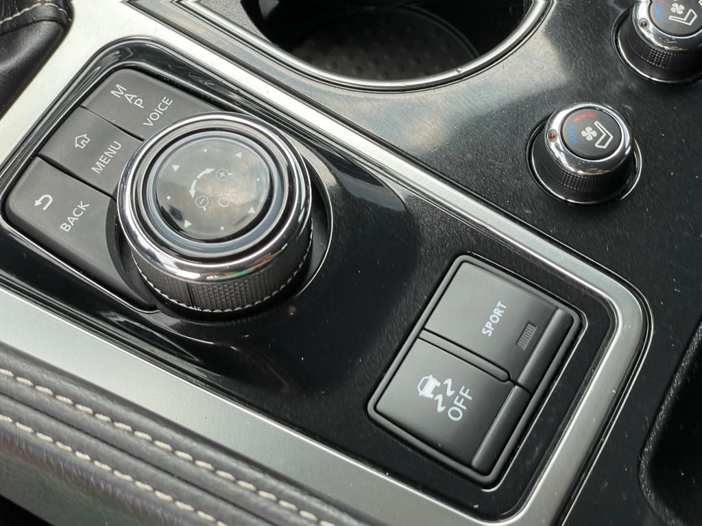 2022 Nissan Maxima Platinum