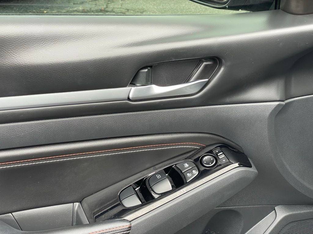 2023 Nissan Altima 2.0 SR