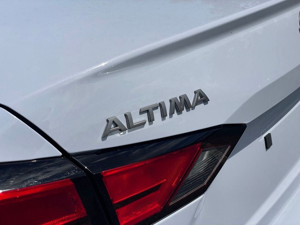 2024 Nissan Altima 2.5 SR Premium