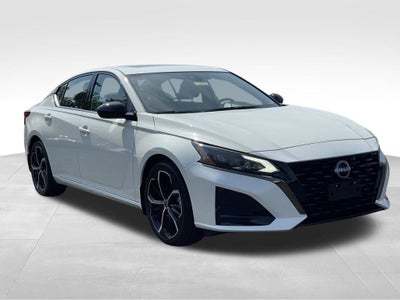 2023 Nissan Altima 2.5 SR