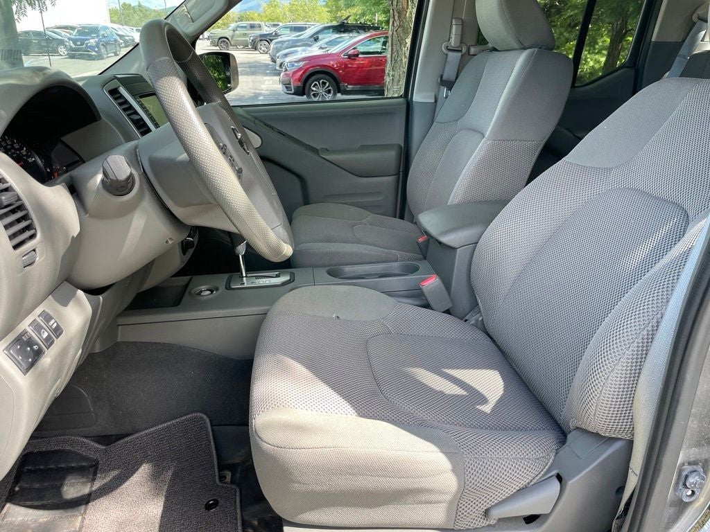 2020 Nissan Frontier SV