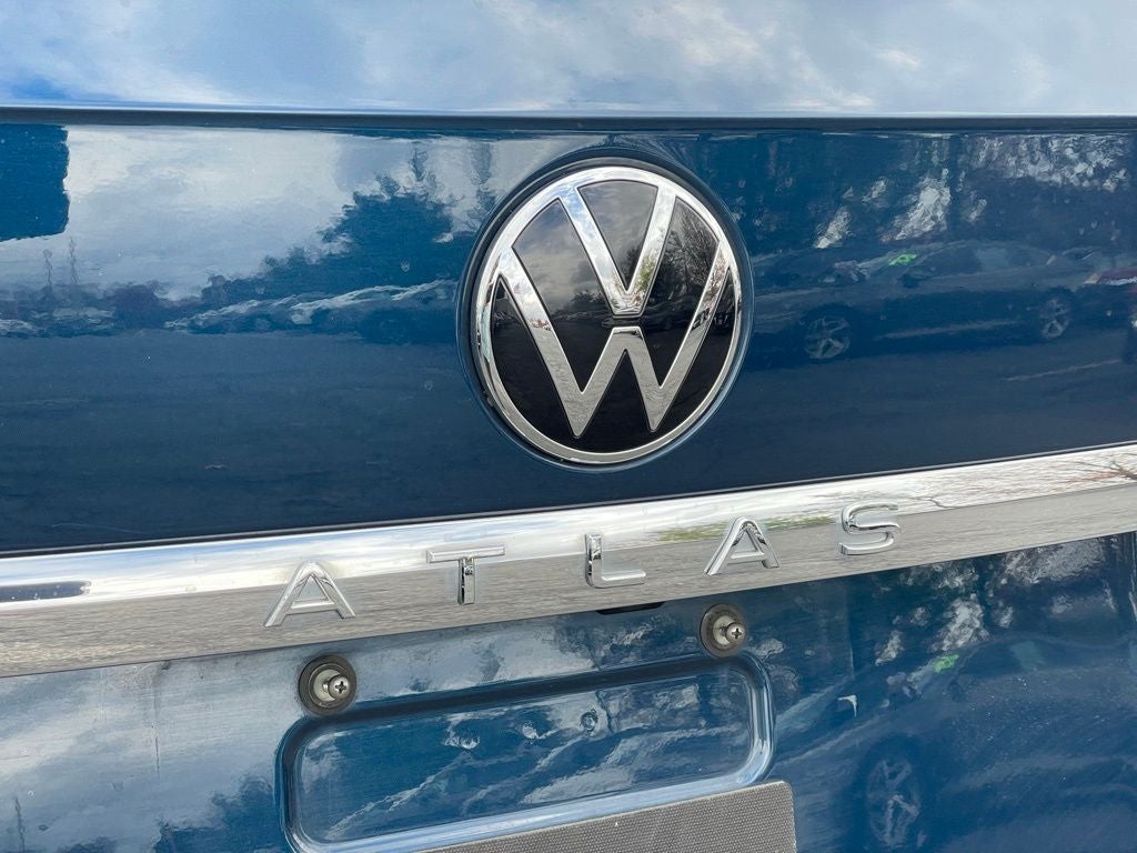 2023 Volkswagen Atlas 3.6L V6 SE w/Technology