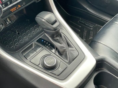 2019 Toyota RAV4 Hybrid LE