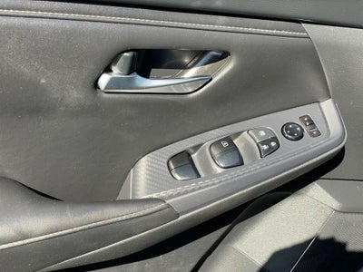 2023 Nissan Sentra SV Heated Seats