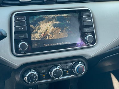 2022 Nissan Versa 1.6 SV