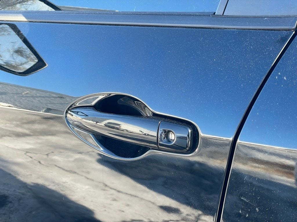 2022 Nissan Versa 1.6 SV