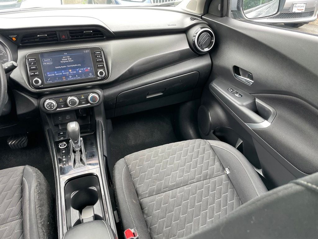 2023 Nissan Kicks SV