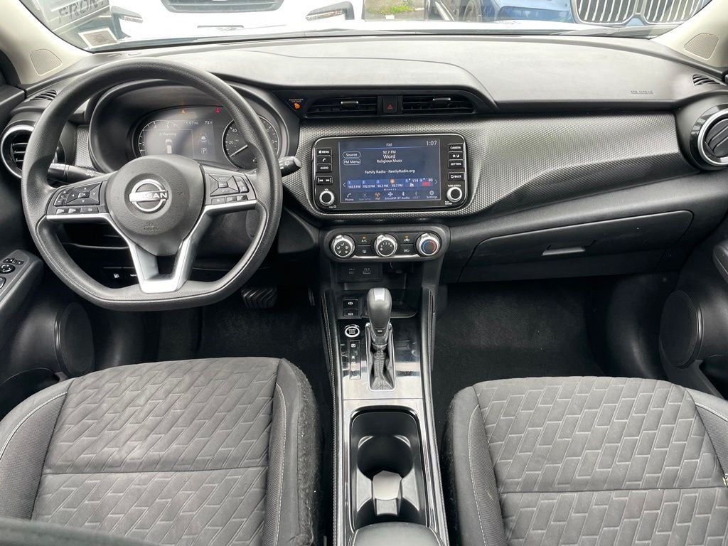 2023 Nissan Kicks SV