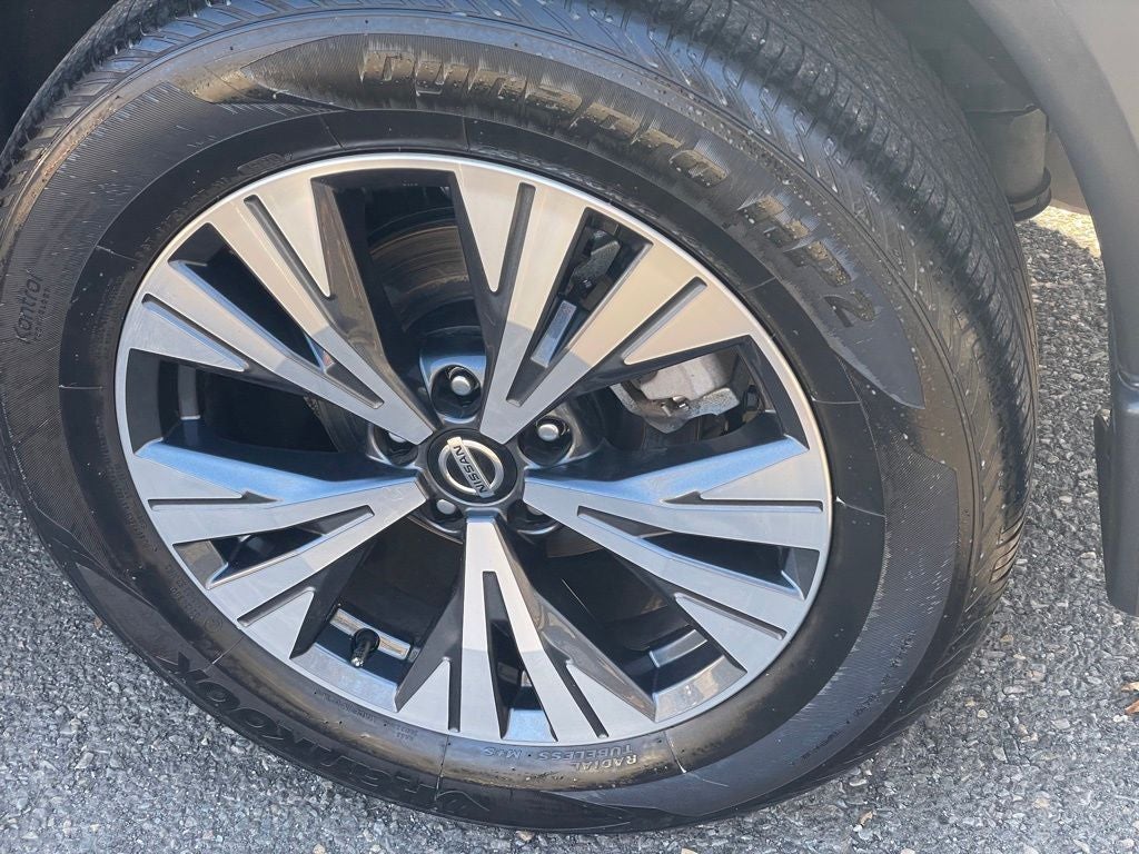 2022 Nissan Rogue SV Premium