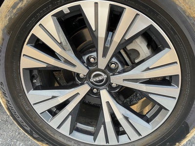 2023 Nissan Rogue SV premium