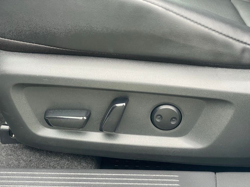 2023 Nissan Rogue SV PREMIUM